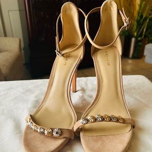 Coach Jacklyn Daisy rivet heels